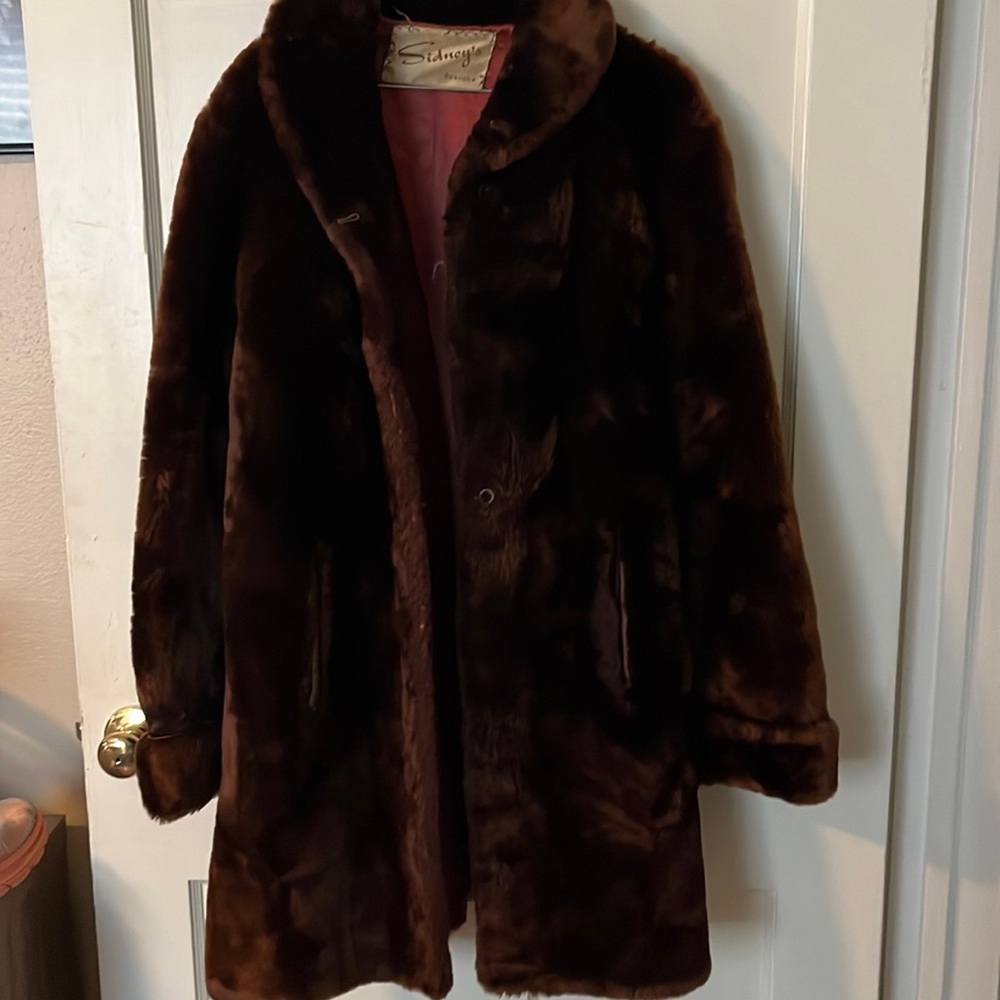 Sydney's brown turn vintage